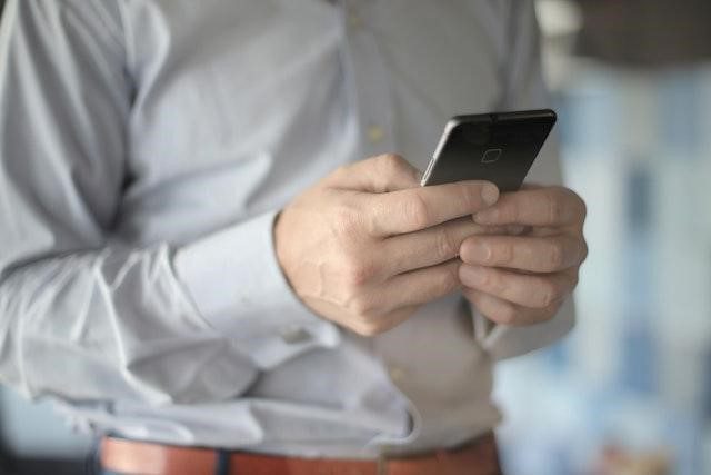 The Rise of Voice Assistants and AI Integration in Smartphones 2 AI Integration